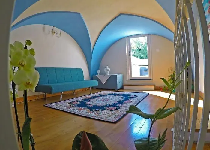 A Casa Tu Zi Melu Bed & Breakfast