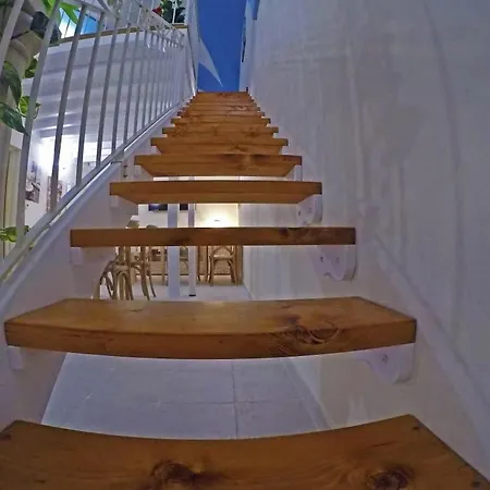 A Casa Tu Zi Melu Bed and Breakfast 4*