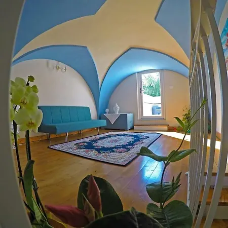 A Casa Tu Zi Melu Bed & Breakfast