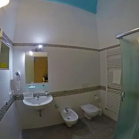 Bed and Breakfast A Casa Tu Zi Melu Felline