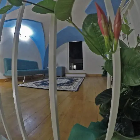 A Casa Tu Zi Melu Bed & Breakfast *