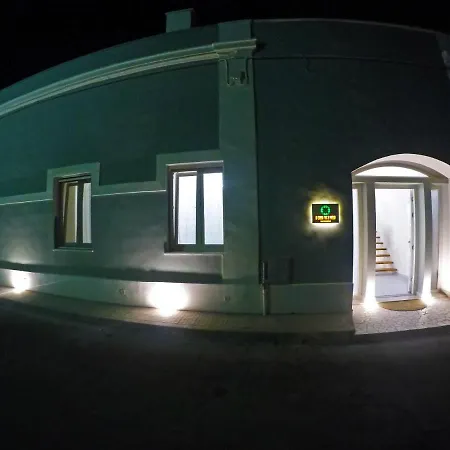 A Casa Tu Zi Melu Felline