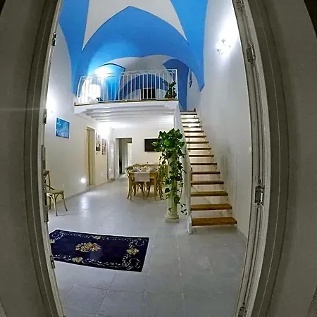 A Casa Tu Zi Melu Bed & Breakfast