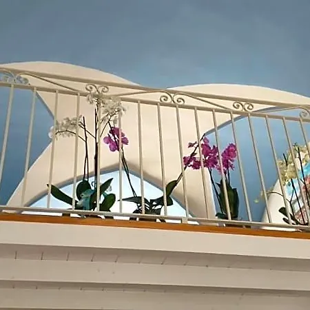 Bed & Breakfast A Casa Tu Zi Melu Felline